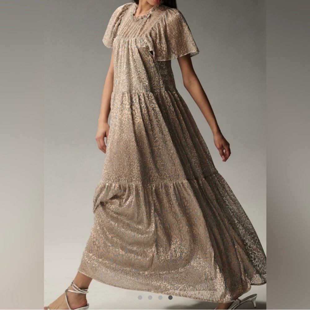 <<Silver•Gold•Crepe•Maxi>>